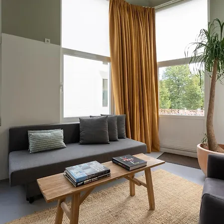 Shway - The Black Pants Appartement Antwerpen